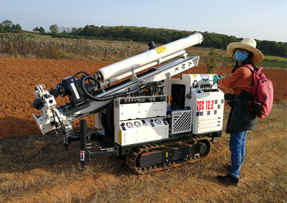 Tecopsa TEC12紅壤地層12米土壤、巖芯采樣